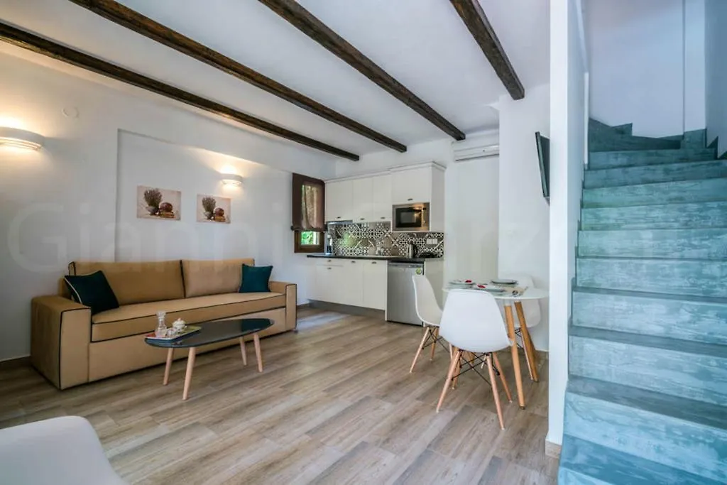 Armenos Villas Ierissos 0*,